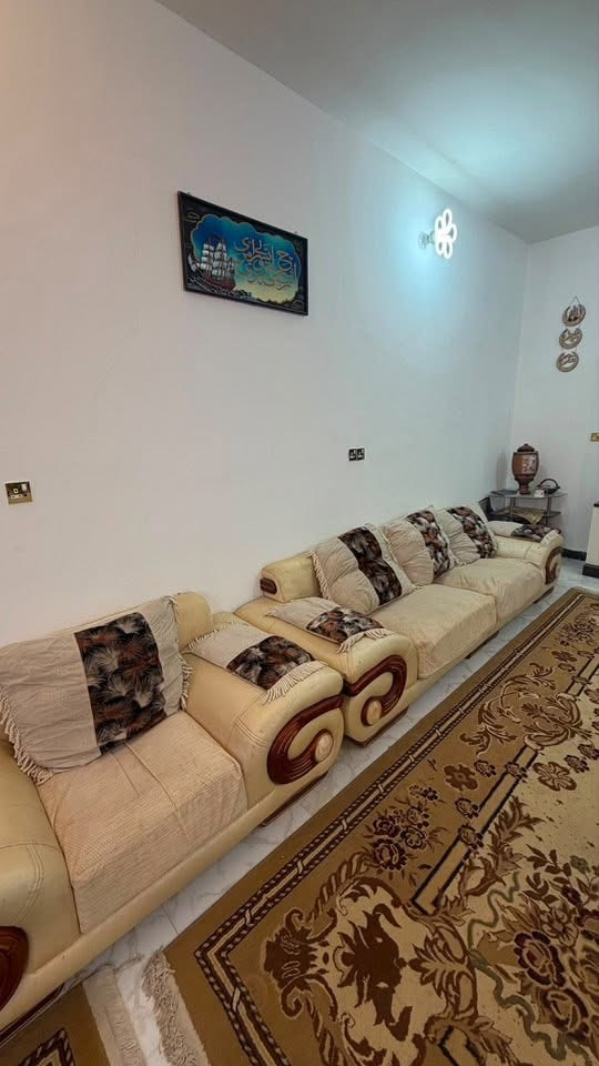 تخمين قنفات ماليزي اصلي درجه اولى نظافه جيده جدا العنوان البصرة ابو الخصيب
‭***********‬

