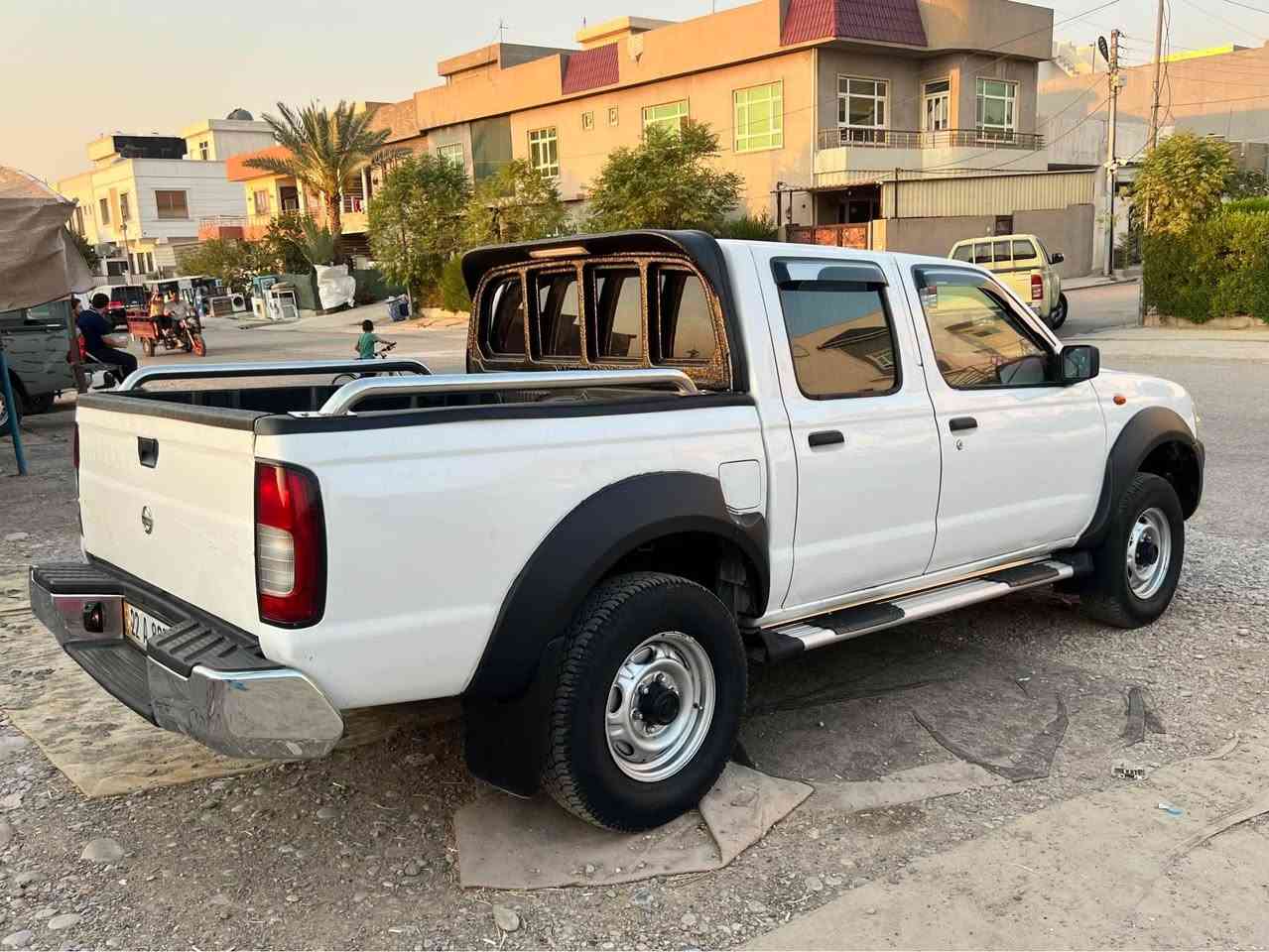 نيسان دبل اكسل بيلاد ناو سور ياباني مؤديل 2009 زؤر خاوينه 3 په له بؤياغي هه يه زؤر خاوينه گيرو مه كينه و اكسلو تبريت هه موي به شه رت دينار مسرفي تيانيه به ناو خؤمانه سعري 120 مه جالي كه م / شوين هه ولير 
*********** أربيل, العراق

