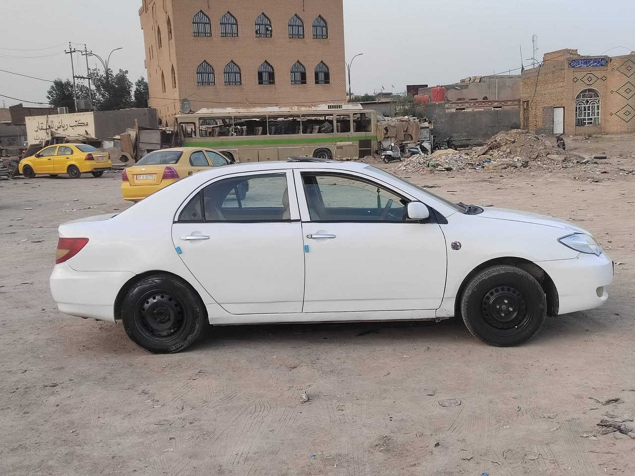 گير عادي • فتحه سقف • ٢٠١١