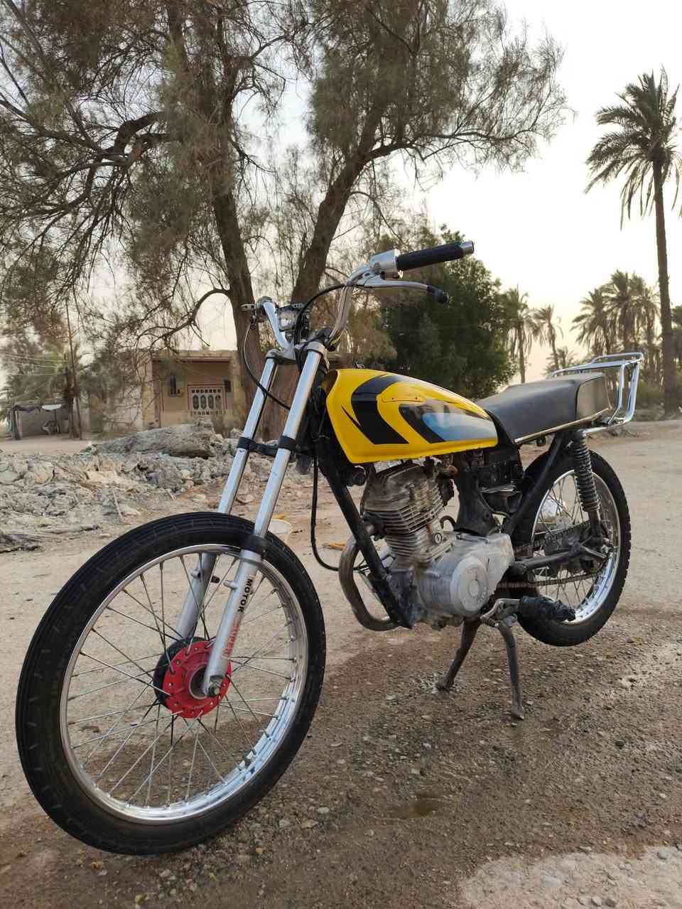 كلك كلك 350 بيه مجال مكينه ارشه شاصي ارشه وياله اصليه كشن وتانكي جدد شراي خاص هاذه رقمي ***********
