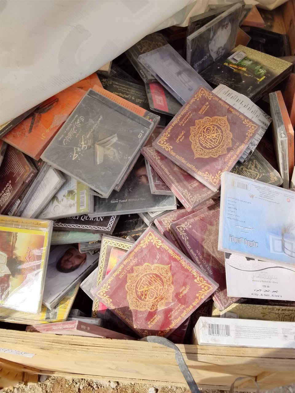 سيديات للبيع العدد أكثر من 4000 سيدي كله مسلفن وجديد بي دي في دي وبي سيدي كله قران كريم واناشيد قرانيه بظاعه كلها مسلفنه طك كارتون وبيها مشكله..لاكن أكثرها قران كريم .للبيع بسعر مناسب جدا جدا جدا .
الاتصال *********** متواجداد في بغداد
سيديات للبيع العدد أكثر من 4000 سيدي كله مسلفن وجديد بي دي في دي وبي سيدي كله قران كريم واناشيد قرانيه بظاعه كلها مسلفنه طك كارتون وبيها مشكله..لاكن أكثرها قران كريم .للبيع بسعر مناسب جدا جدا جدا .
