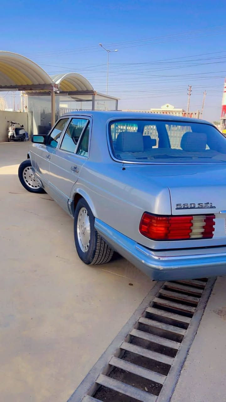 مرسيدس 560 SEL • رئاسي • رقم انبار