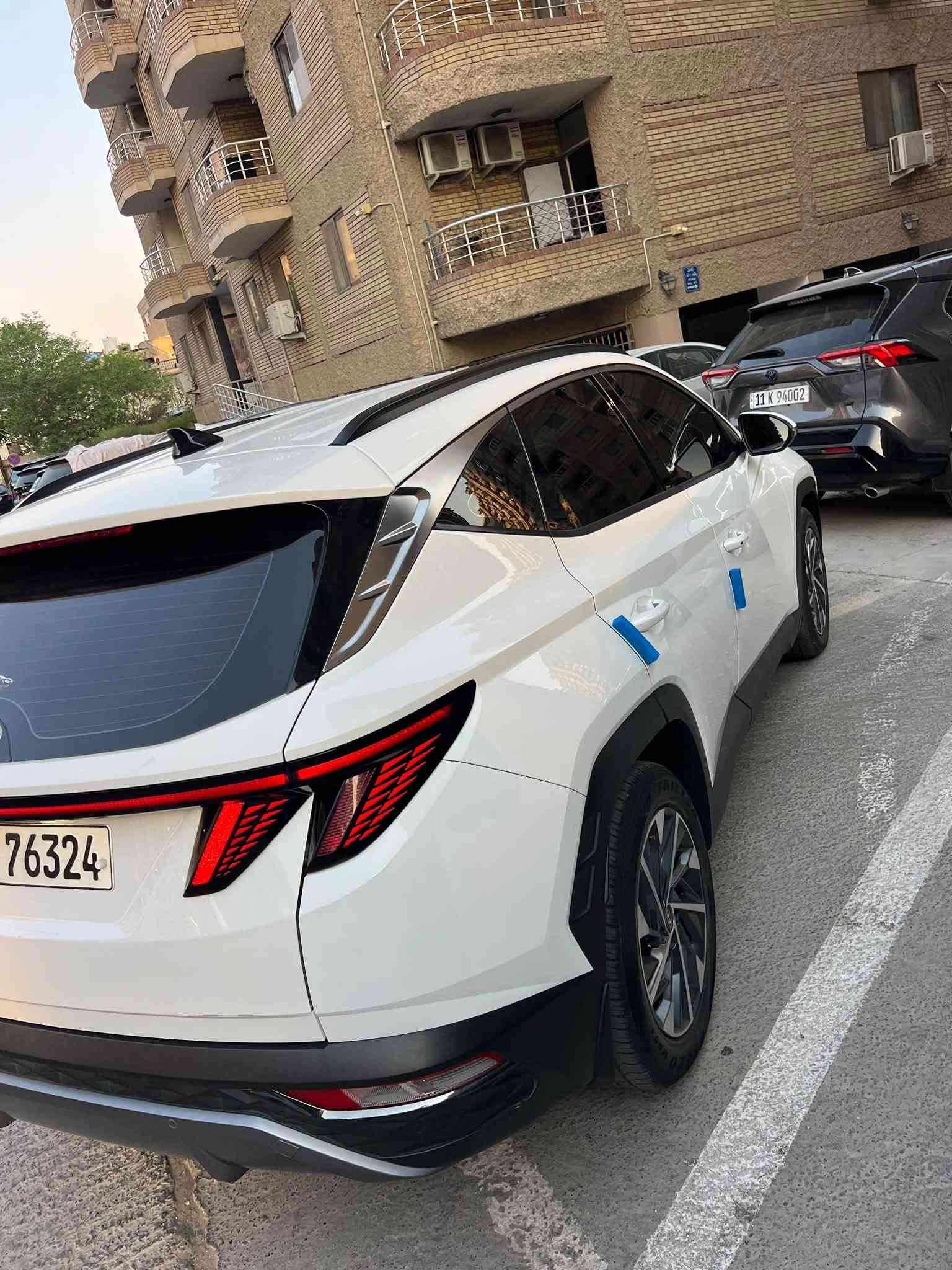 سلام عليكم... 
#توكسان موديل 2022 وكالة خليجي
نص جاملغ صبغ الايمن 
كامل موصفات
✅بصمه تشغيل ابواب
✅اناره ترحيب
✅مري شفط
✅لايت داينمك 
✅لايت كهرباء صعود نزول
✅هندبريك كهرباء
✅مودات قياده
✅تحكمات ستيرن جهتين
✅اوامر صوتيه
✅بردات بيبان خلفيه
✅مانع تزحلق تركشن
✅كامره دواره
✅محرك 2000 دوش
✅مخارج USB 4
✅تبريد قطعتين
✅تشغيل عن بعد
✅ماشيه 85 كم
 #توكسان ✅رقم اربيل
✅هزه سنويه ارقام كله جديد
✅كراس 2 كهرباء
✅اشاير بلمري
✅شاحن لاسلكي
✅5 ويل كاب
✅نضام كار بلي
✅حساسات خلفي امامي 360
✅سيرفس كامل مابيهه اي نقص من جميع النواحي
مكان بغداد العامريه او اليرموك
سعر 179$ ورقه
للاستفسار 
***********
