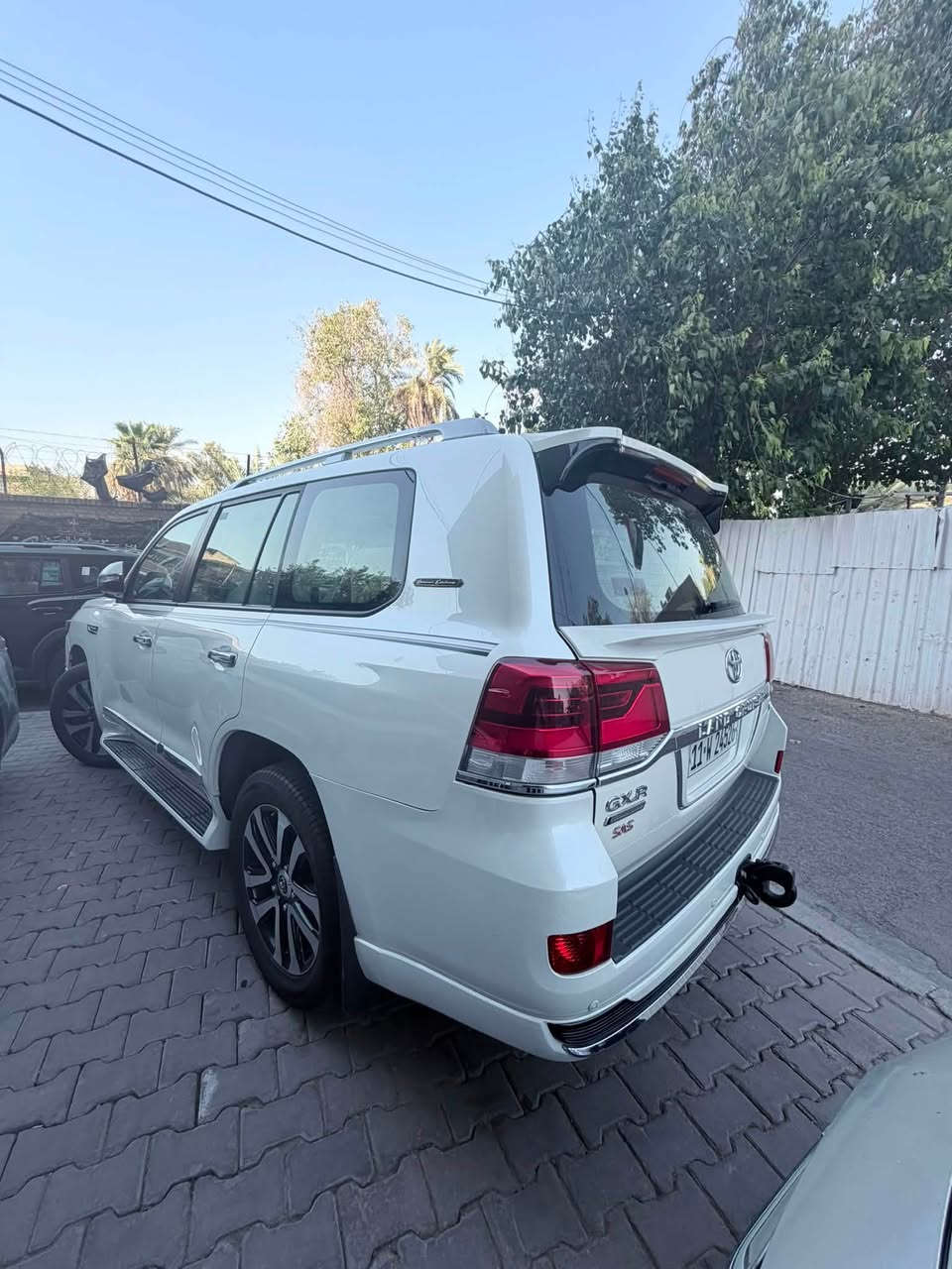 لاندكروز 2019 gxr 
v6 4000cc 
(السيارة ساز) ام الدعاء القفلة مال لاندكروز 
السيارة مكفولة من الصبغ عدا مكانات بارد 

ممشى السيارة 110 الف كبلومتر قابل للزيادة 

490 وبيها مجال للشاري 

رقم الهاتف : ***********

