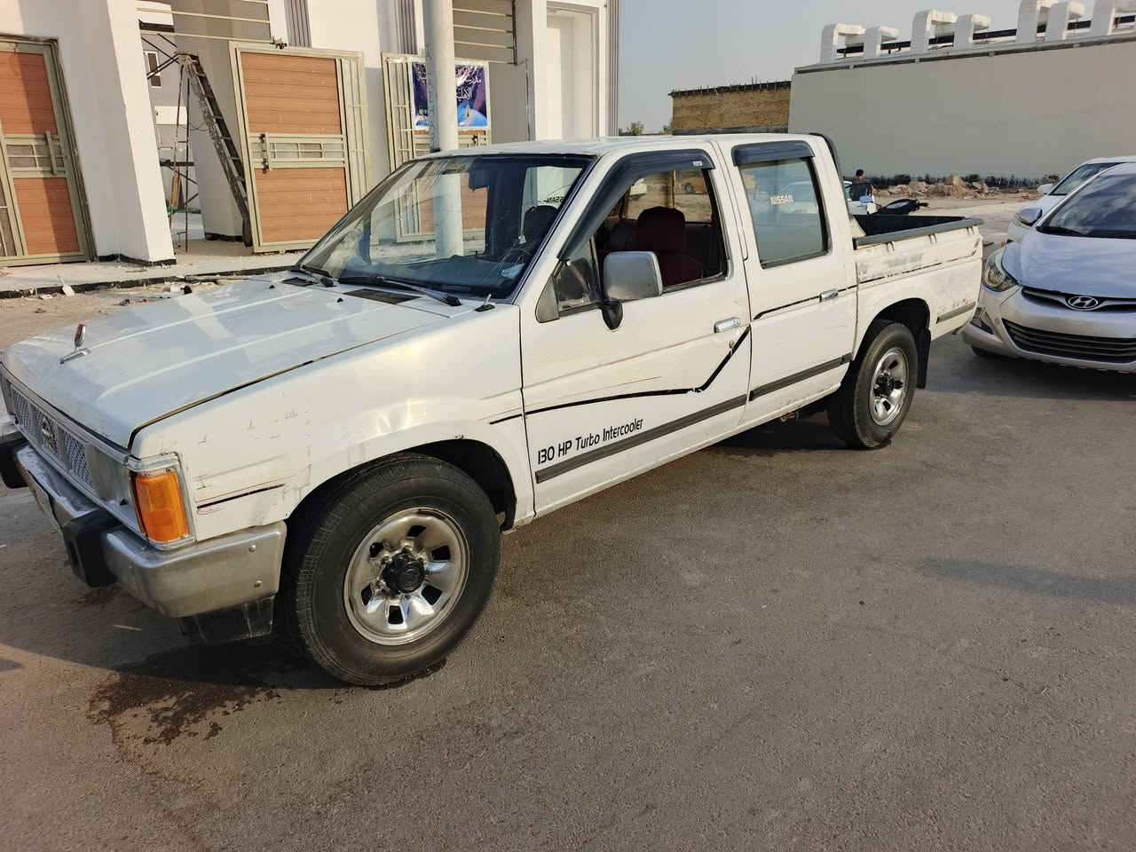 نيسان للبيع 91 محوره ونجي 6 مكينه او كير جدد تخم تاير تحويل مباشر كرهبايات كلها شغاله حداديه وصط سعر 43بيها مجال ***********
