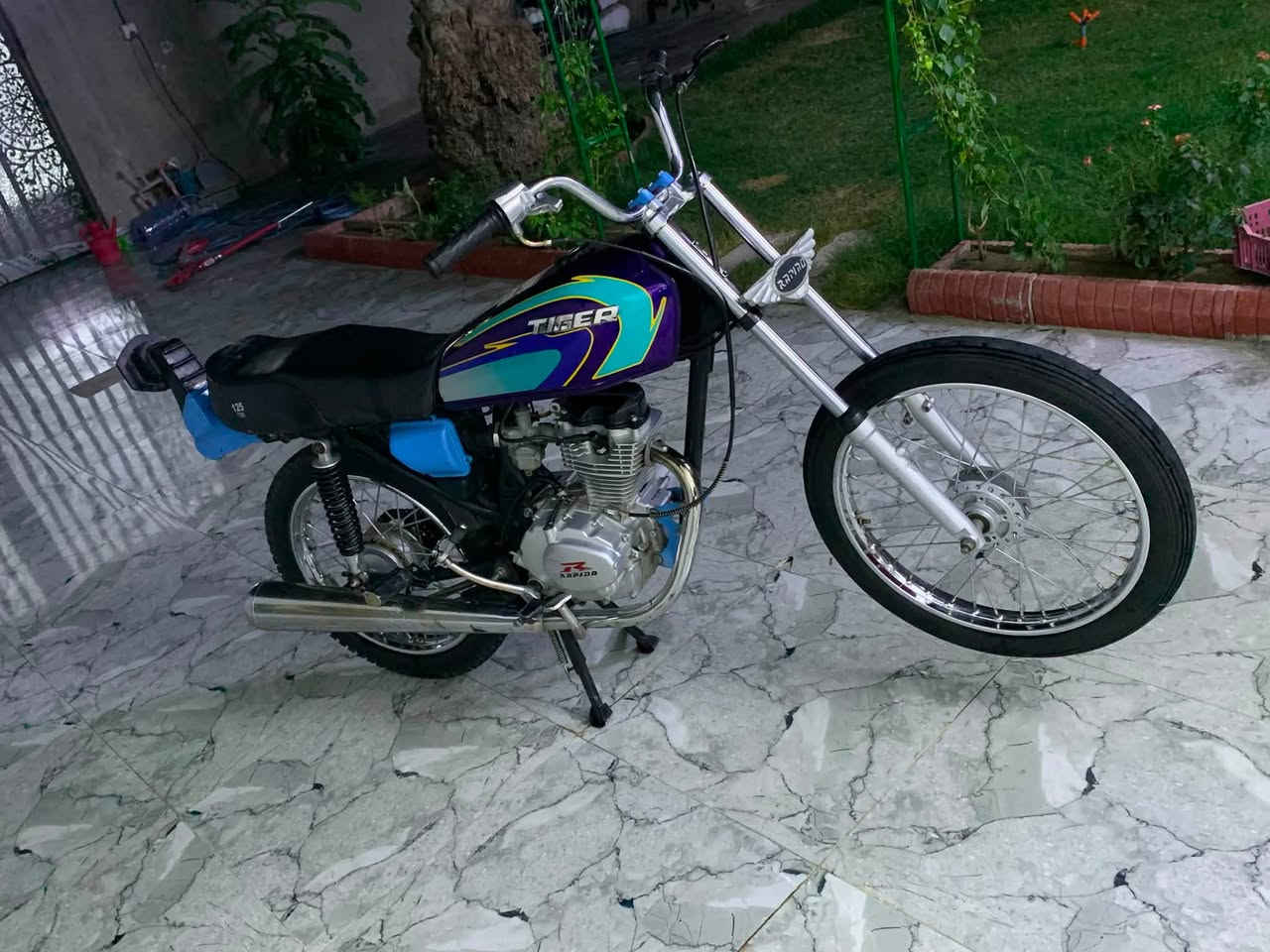 سلام عليكم مطور للبيع رابيدو 6احرف مديل 25شاصي ومحرك مطور جديد لاصرف ولا بخار السعر 460بي مجال ***********
