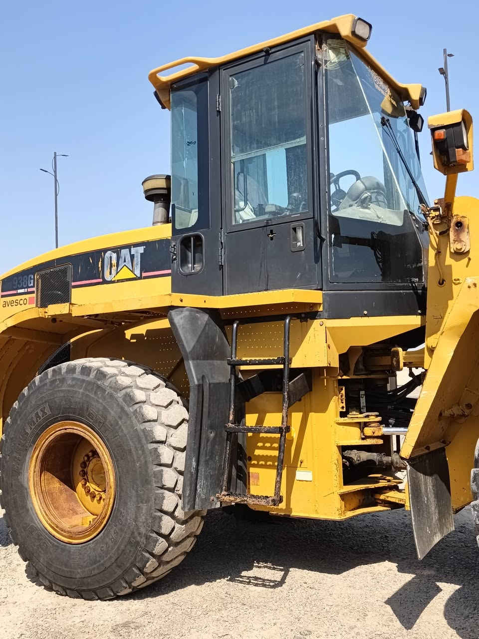 السلام عليكم ورحمة الله وبركاته 
شفل 38 CAT  موديل 2005 رقم أربيل 
المكان بغداد للاستفسار _ ***********
