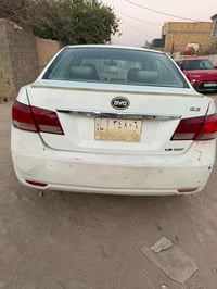 بي واي دي G3 • ٢٠١٣ • بابل شارع ٨٠