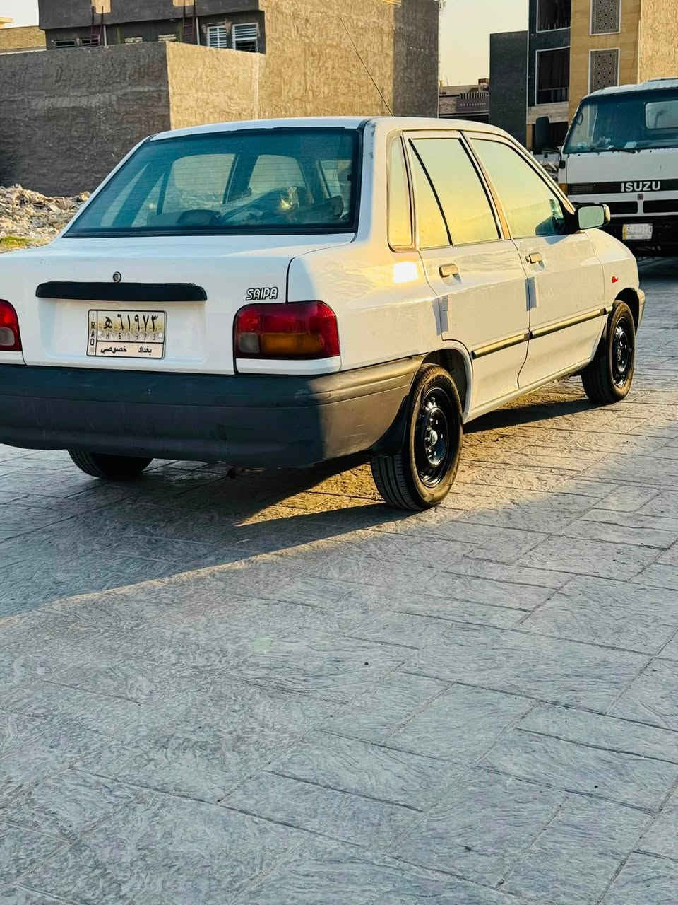 سلام عليكم سايبه مكفوله كفالة عامه ٢٠١٠بسمي لسعر ٤٠ العنوان بغداد
***********
