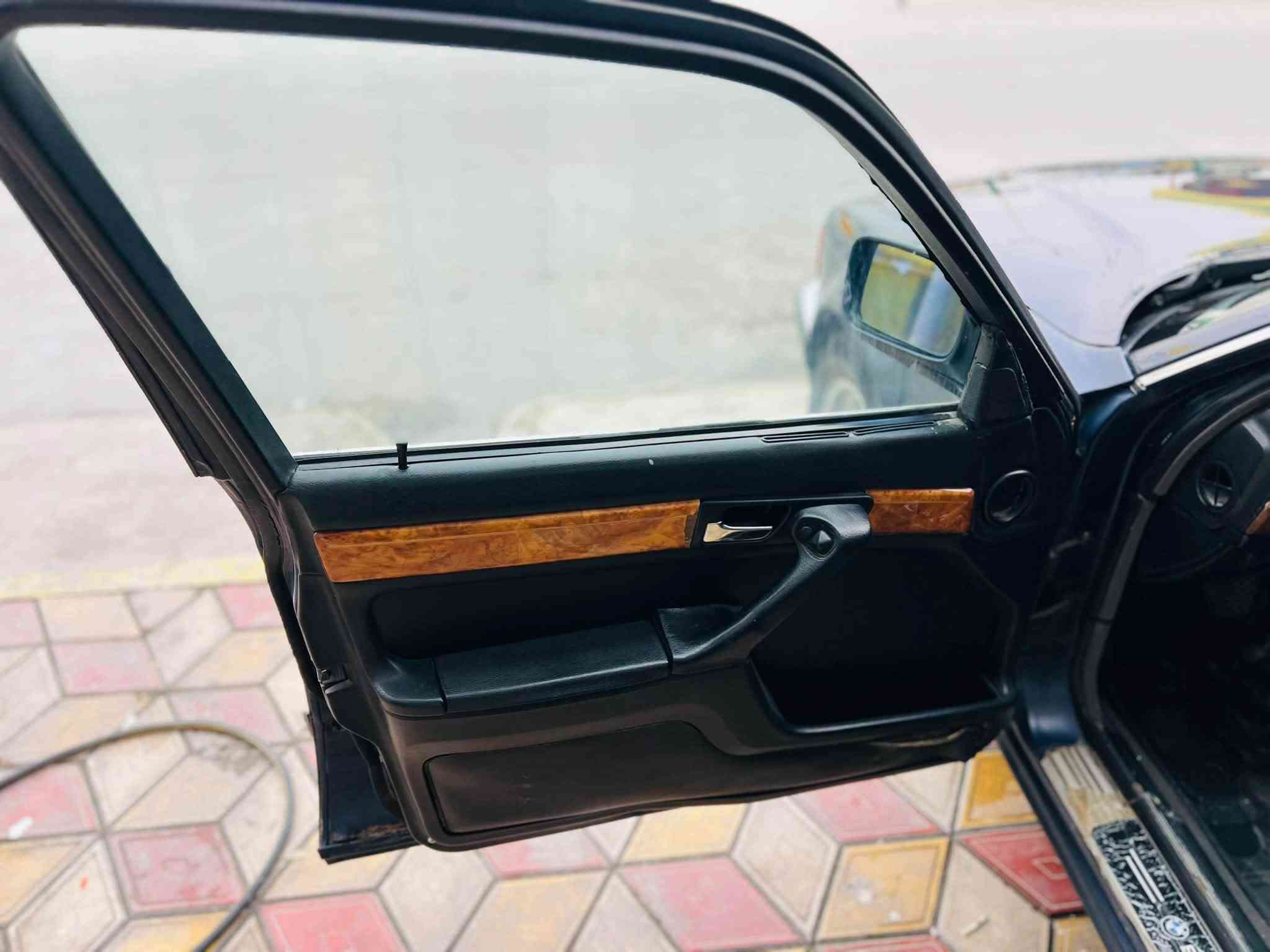بي ام ٧٤٠ • ١٩٩٣ • الصويره