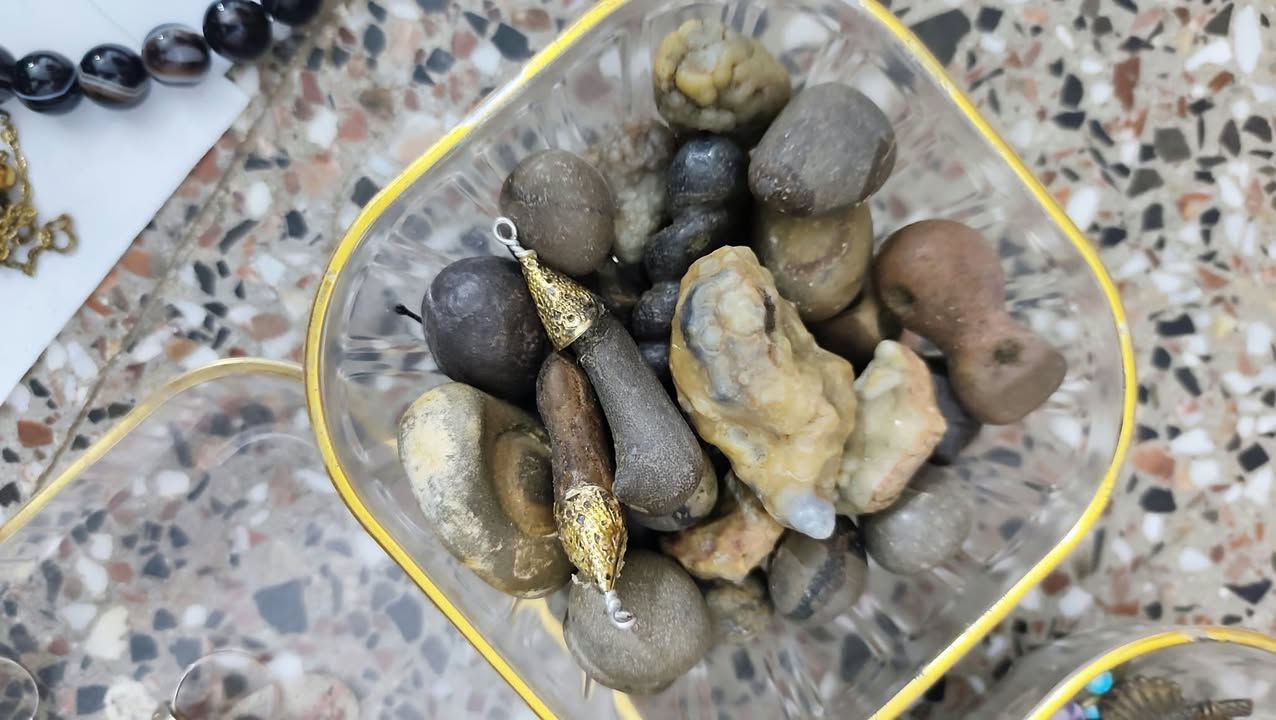 محابس فضه • محابس نحاس • جملة
