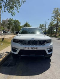 جراند شيروكي 4xe • ٢٠٢٢ • هايبرد