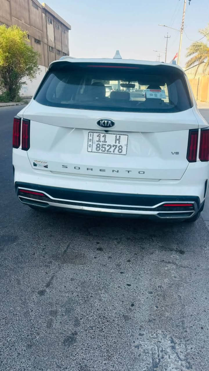 السلام عليكم
سورينتو موديل21 خليجي مكفوله من الضربة   ماشيه 105الف بيها بي دي ار مصلح وجاهز سعر 240$ وبيها مجال  ***********
