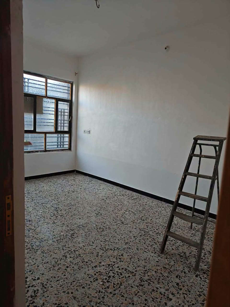 دار سكني • حي الجامعة • ١٠٠م