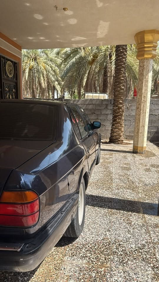 سلام عليكم
للبيع  

موديل ١٩٩٣ _ V8 _ 30

السياره جاهزه ميكنه كير جدد حاوية تبريد ثلج حداديه ١٠٠/١٠٠  اكسل جديد درايمات جدد حاويه  السياره دبل ارباك  كشنات جلد ميكانيك تحكمات الكير شغاله  عالي زنون سنر لوك سكيورتي تصعيد جام كروس سرعة تخم تاير جديد ويل خليه  السياره بدون خياس  بدون ضربه قويه فقط  باب الوره العبري بي طخه بسيطه  وبأسمي السياره  مكانه كربلاء 

السعر ٥٥ وقابل للتفاوض    موبايل ***********
