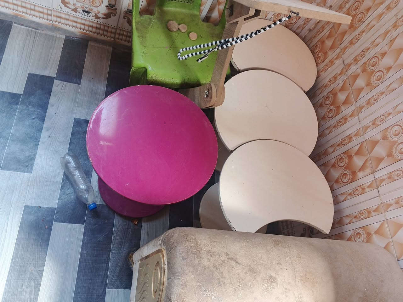 قنفات للبيع في كربلاء ***********
عنوان كربلاء سيد سماعيل 
مستعجل عله للبيع عندي ضرف
