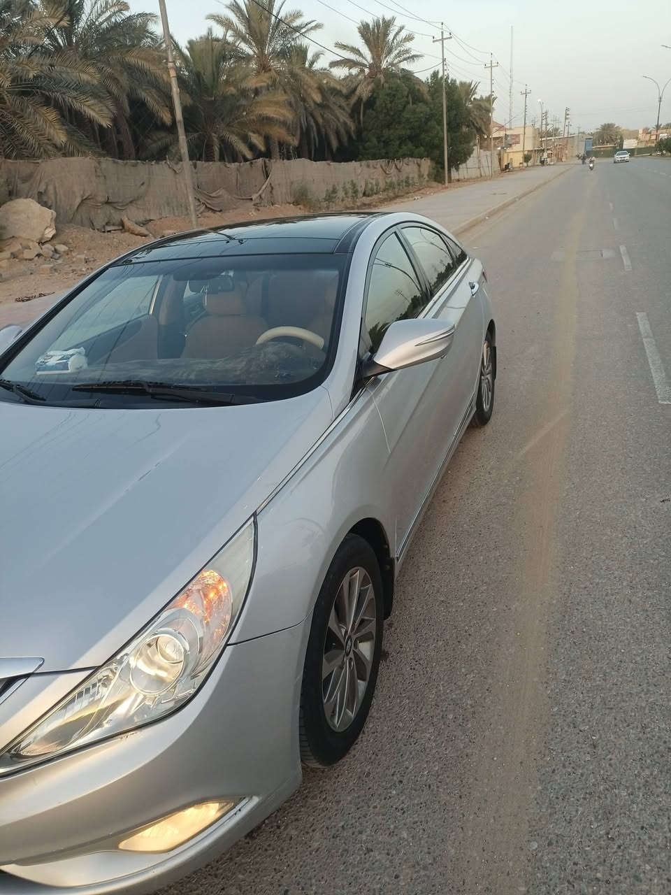 سوناتا 15 خليجي فول عدا البصمه كفاله عامه بدون صبغ محرك دوش 2400 مامفتوح شركه كفاله من كلشي مكانها كربلاء  رقمها كربلاء سنويه ل 31 هزه جديده بسمي ترايها زيرو وناعمه جاهزه من كلشي *********** السعر 150 وبيها مجال سياره جديده
