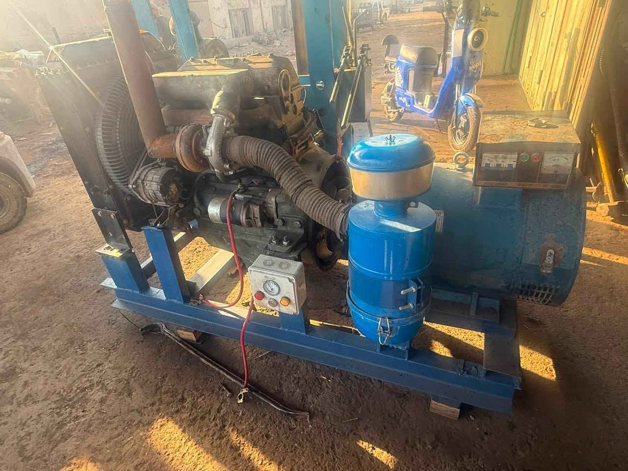 مولدات عدد ثنين
الاولى بيركنز صيني 30 kva كاتم 
الثانيه سوبر محسن 50 kva 
متاح ***********
