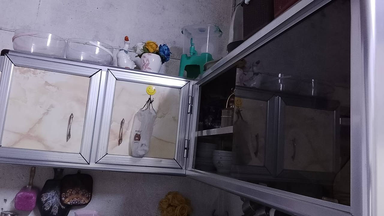 كاونتر مع ملحق مستخدم مع سنك قفل ١١٠
غرفة نوم عراقية قفل  ٢٥٠ 
العنوان الامين  . سكينة 
للتواصل خاص او واتساب او اتصال 
***********
