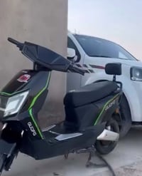 دراجة شحن • تشغيل عن بعد • ٥ بطاريات