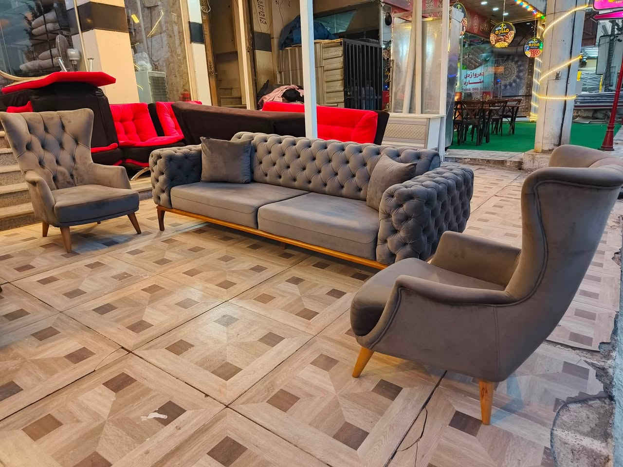 🛋 موبليات لا ماسو 🛋️
تخم تركي مستخدم ٥ نفرات بميزة السرير نضيف جدا وسعر مرتب

يتوفر توصيل 🚚 الى جميع محافظات العراق

للحجز الفوري راسلنا واتساب☎️:***********

                ***********  

📍العنوان اربيل سايدين المنارة مقابل سوق اللنكة الجديد مقابل عمارة F

⏰ يومياً من 10 صباحاً لـ 11 ليلاً ‎
