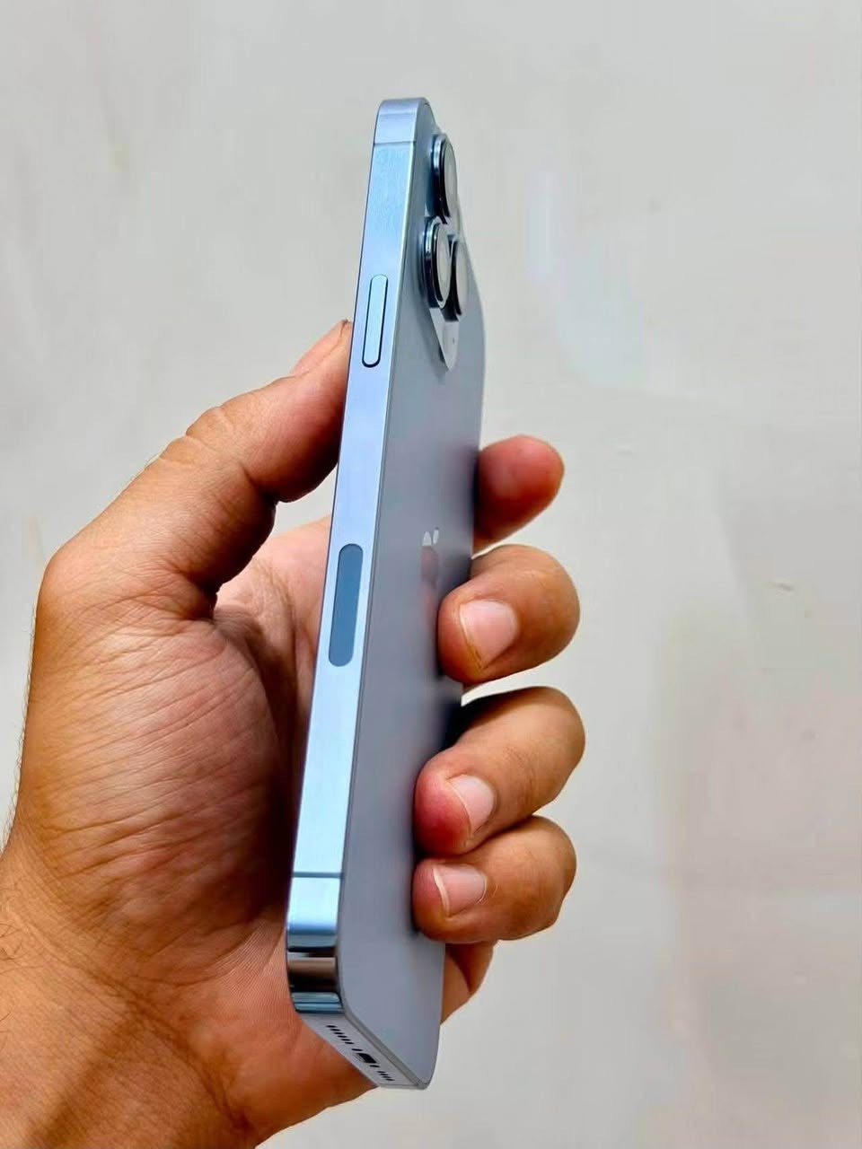 * 📌 النوع: iPhone 13 Pro Max

* 💾 المساحة: 256GB

* 🇺🇸 التصنيع: أمريكي

* 🎨 اللون: بحري

* 🔐 Face ID: شغال 100% ✅

* 📱 الجهاز: نظيف وأصلي وكلشي ما بي 

‏الاستفسار رقم الهاتف ***********

للتواصل خاص
