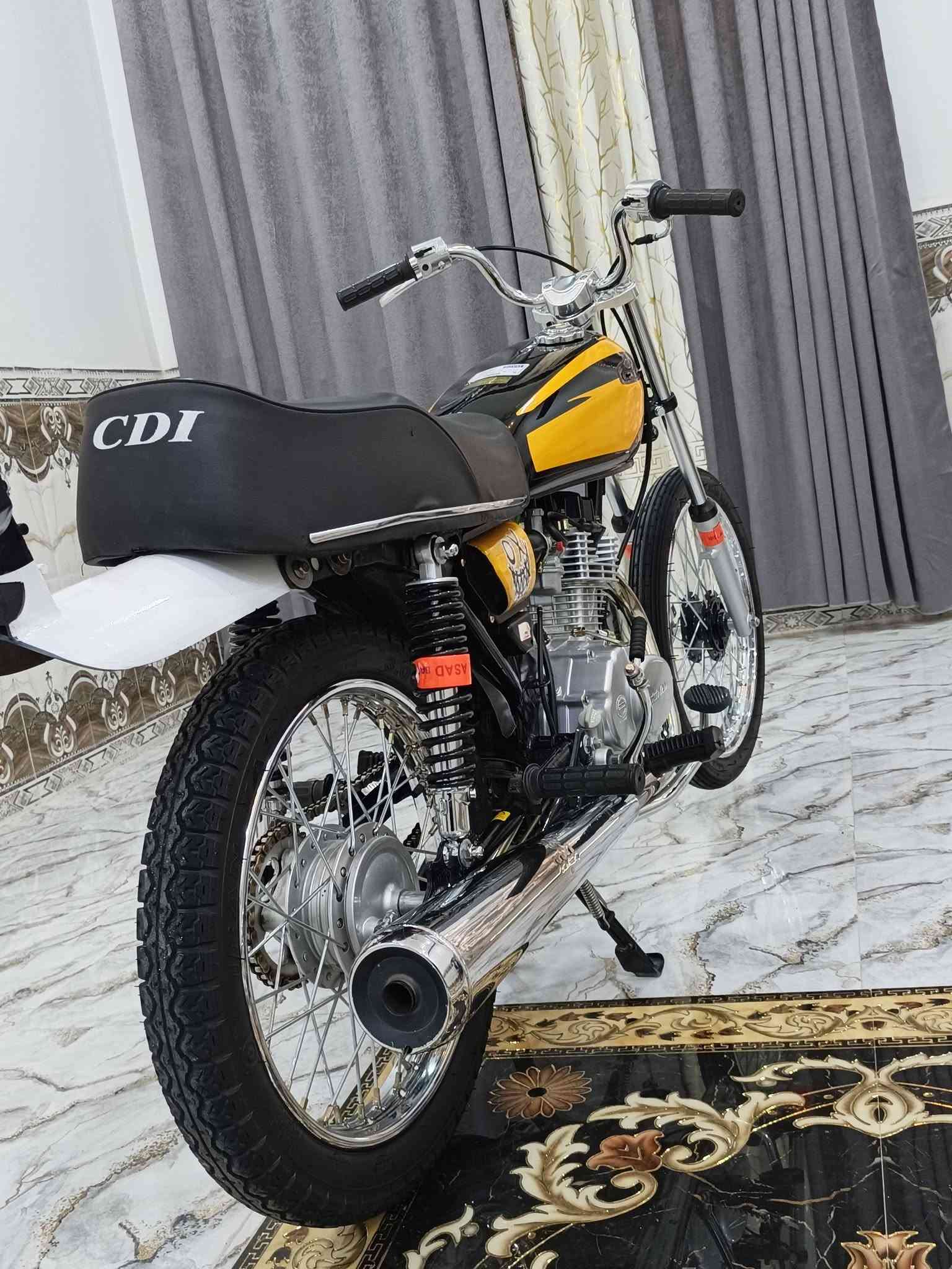 السلام عليكم دراجه تعمير للبيع أوراق سكنر شاصي مديل 27وتمعيره 26مكينه سيجي مكفول ما مفتوحه دراجه كفاله عامه من الزلغ ربع ماذب عليها السعر 775وبيها مجال قليل المكان قضاء الشطره رقم الهاتف ***********
