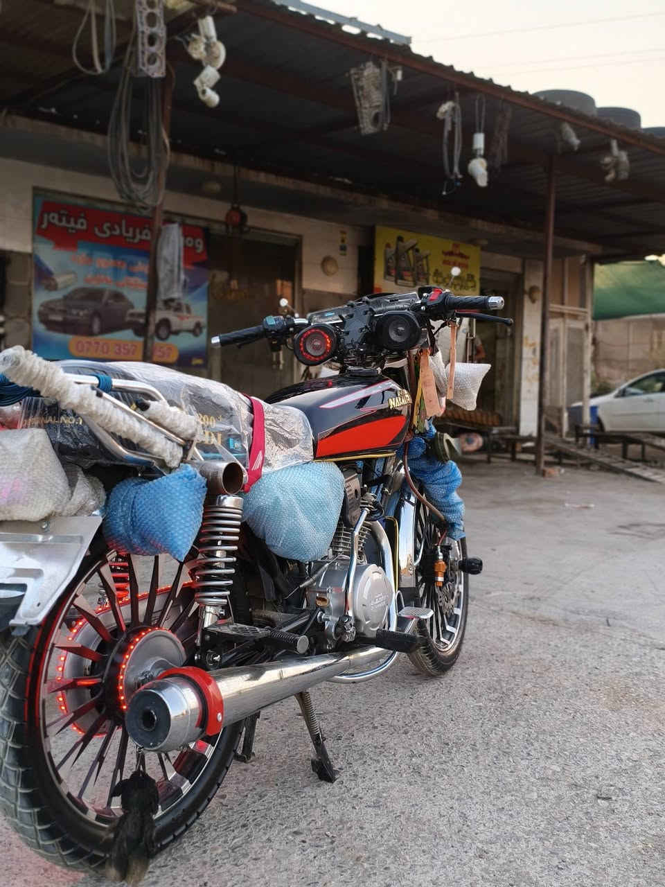 🔥 بۆ فروشتنی خێرا - Namipro Honza 200cc 🔥

​زانیارییە سەرەکییەکان:

​جۆر: Namipro Honza 200cc

​مۆدێل: 2025 (پێنج گێڕ)

​بەڵگەنامە: مەنەفێست (4 سوچی بیلادی لەگەڵدایە)

​شوێن: سلێمانی - هوانه

​تایبەتمەندی و مەرجەکان:

​گێڕ و مەکینە: بەشەرت، کەپسە و سپانە بەرنەکەوتووە وەک سەعات ✔️

​شانسی: بەشەرت (بێ درز، بێ لەحیم، بێ تەقیوی و تەواو ڕاست) ✔️

​کارەبایی: کامڵ بەشەرت، گێچی ئەلیکترۆنی ✔️

​ئیشکردن: سلف و هندل وەک سەعات بەشەرت ✔️

​دۆخی گشتی: کامڵ سەنتەر و جایز ✈️، کامڵ جوانکاری بۆ کراوە و برغو بۆ برغو بێ نوقسانییە ✔️

ماشاءاللە لەقوەتی مەکینە 🌹

جوتێک مکەبەرەی تازە سەوت خۆش🌹

تازە ڕۆنی بۆگۆڕاوە 🌹

جوتێک هۆڕن پاپ مەزبوت🌹

ماڵی دۆستە تەقەو ڕەقەی نیە✔

سفرە یەک دەست
نرخ: 830هەزار (قفڵ)💰💸

📞 پەیوەندی***********

​Tb.تێبینی: تکایە بڵندگۆ یان پەیام پێشتر بە جوانی بخوێنەرەوە، ماتۆڕەکە هیچی کەم نییە و بۆ عەیب و عارمعامەلە تەلەفۆن مەکە.
