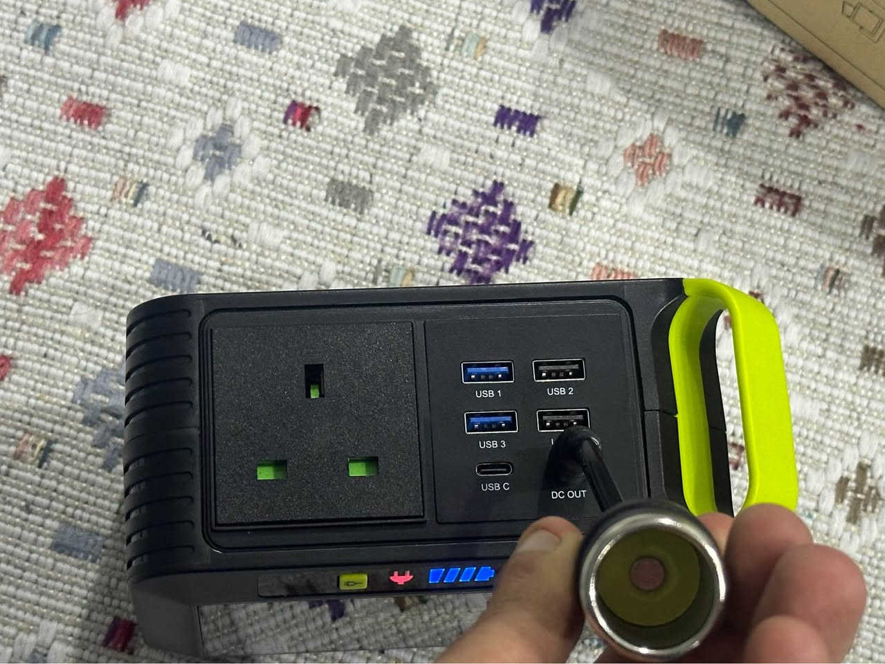 لۆک بەکار نەهاتو UKبەریتانی کی مشتەریە جات بنیری*********** MARBERO Portable Power Station 
24,000mAh/ 88.8Wh, 120W Peak Solar(sa7r 70 000)🔒 أربيل, العراق
