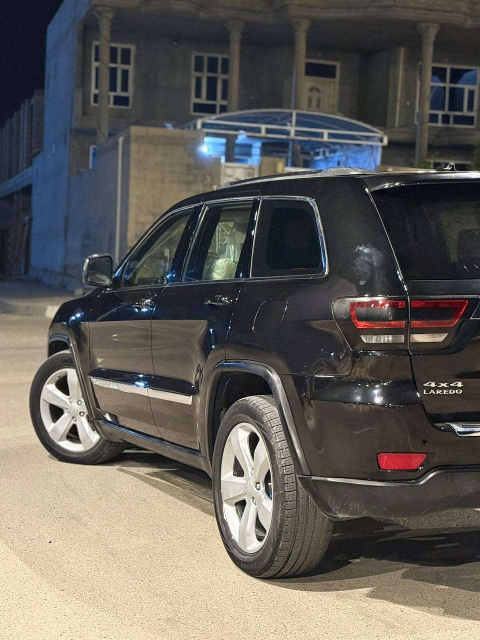 س 👋 ع 🌷
سعر، 130بي مجال
جيب موديل 2011
محرك 3600
ضرر مابي 
جاملغ بنيد كلير امريكا 
سياره جديده مال بيت 
مكانه ديالى جلولاء
شرط تحويل 
***********
