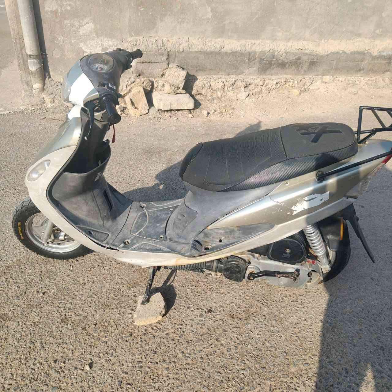 دراجه ماكس قجمه 49 البيع شراي خاص. سعرهه 500 وبيها مجال عنوان بصره كرمه علي الطيف شراي تصال هاتف ***********
