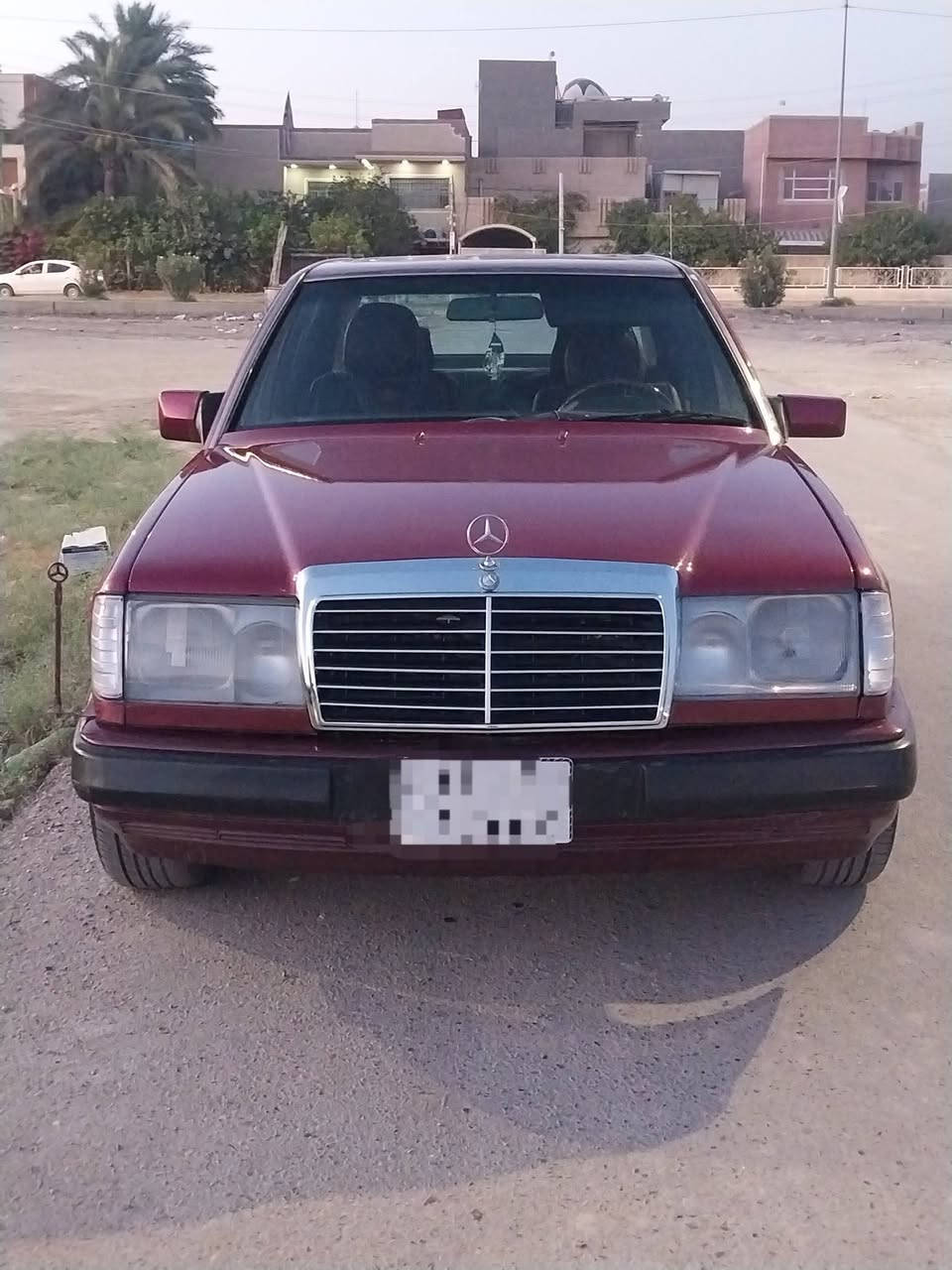 السلام عليكم للبيع مارسدس دب او مراوس بي واي دي
سيارة جاهزه موديل 90 مكينه كير بلادي حداديه خلفي امامي جديد تخم تاير مصبوغه عام رقم بغداد بسمي الإنكليزي قواعد دبل سليمه بلادي نقص تبريد كهربائيات كله شغاله مكان سيارة حله بابل مجسر نادر السعر 45$ رقم الهاتف ***********
