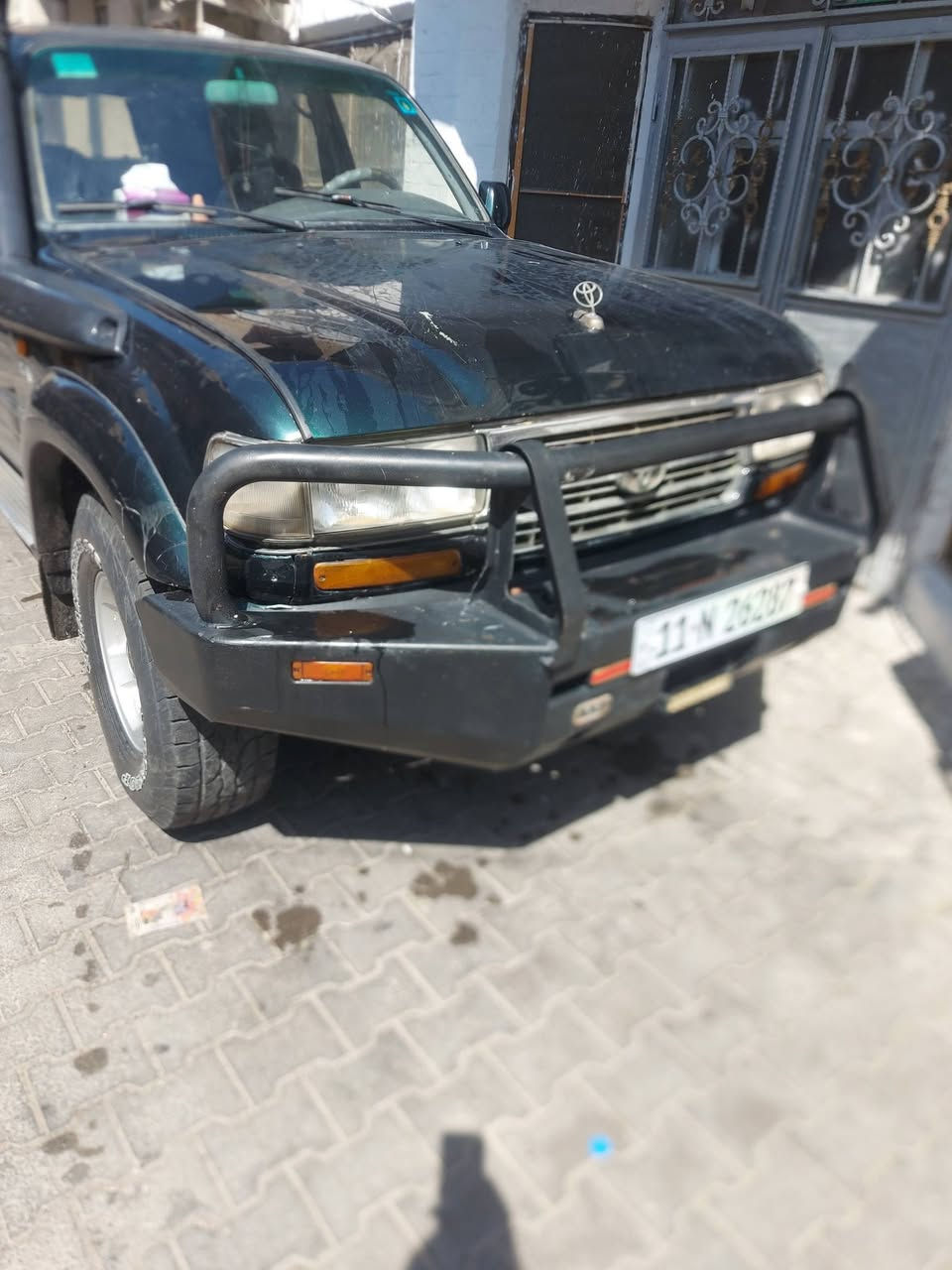 السلام عليكم اخوان
سيارة تويوتا لاندكروز موديل ١٩٩٦
رقم بغداد باسمي 
باتري جديد 
تخم تاير جبلي جديد 
تبريد شغال
كير ومحرك خير من الله 
محرك ٣٠٠٠
السعر ٧٥ وبيها مجال للطيبين 
مكاني بغداد 
***********

