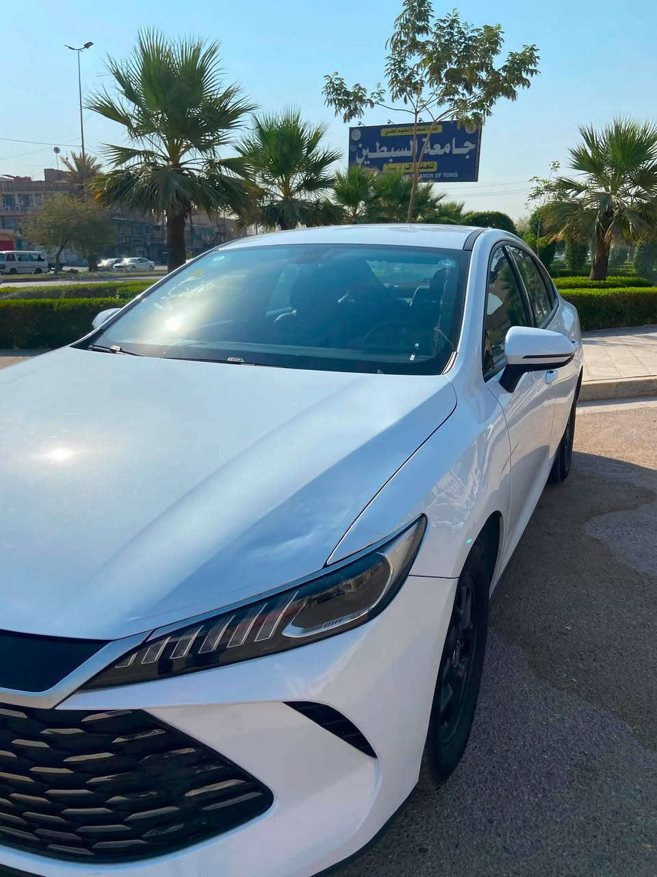 السلام عليكم للبيع جن بلاص
السيارة بيها بارد بين الجامغ والبنيد شبرين غير هاي كفالة عامة ماشية الكلي 20 الف سيارة على وضع الشركة ومكان البارد موضح بالصور رقم اربيل تريد تحويل تريد وكالة  السعر 120 ورقة مكاني بغداد للاستفسار *********** ممتواجد ع فيس

