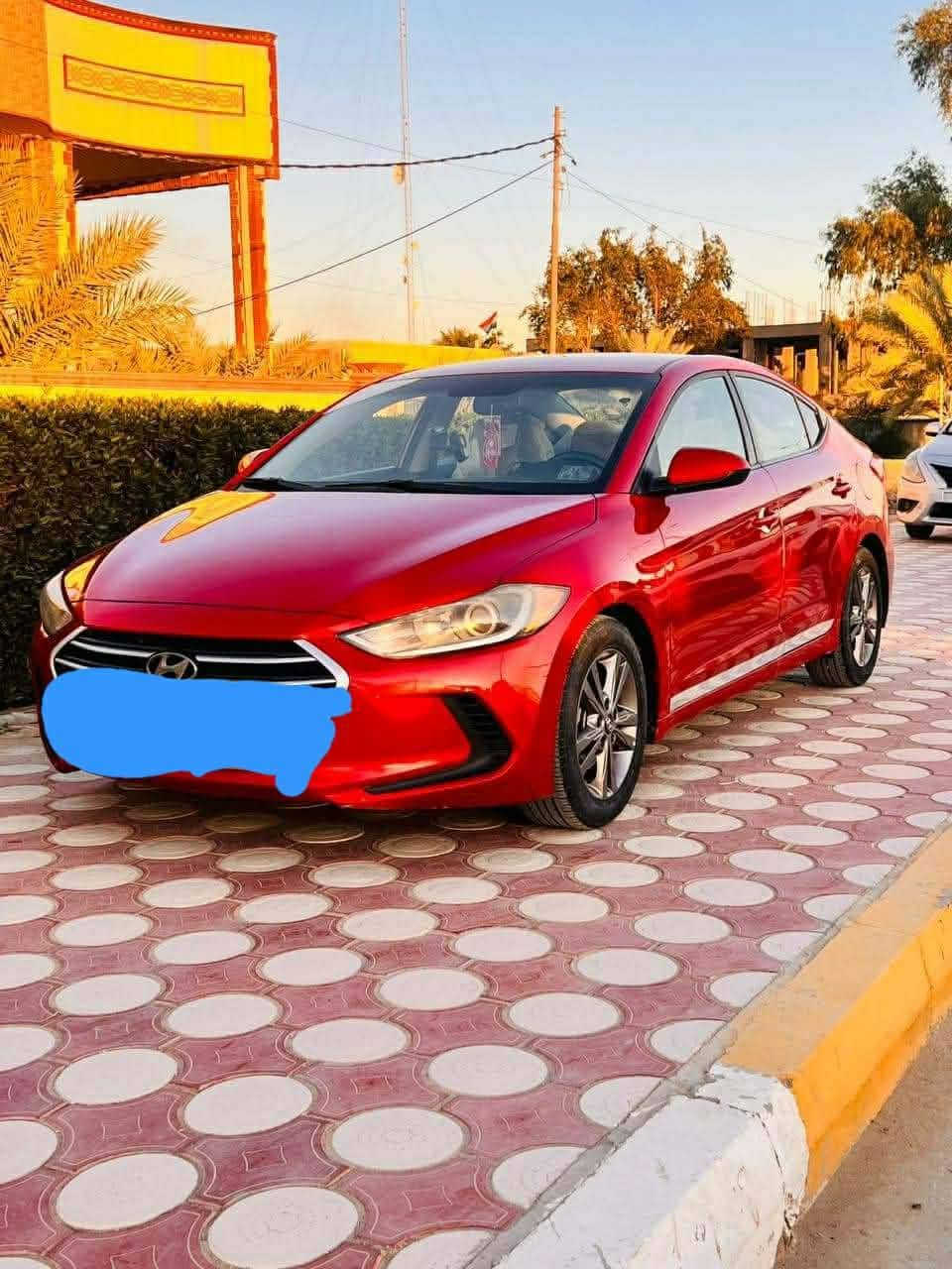 السلام عليكم النتر 2018 وارد امريكي بيه جاملغ خلفي  صورت الحادث موجوده بل منشور سياره مال بيت جاهزه  كير مكينه تبريد  رقم جديد هزه جديده مثنئ باسمي عارض 110 وبيه مجال مراوس ترهم ***********
