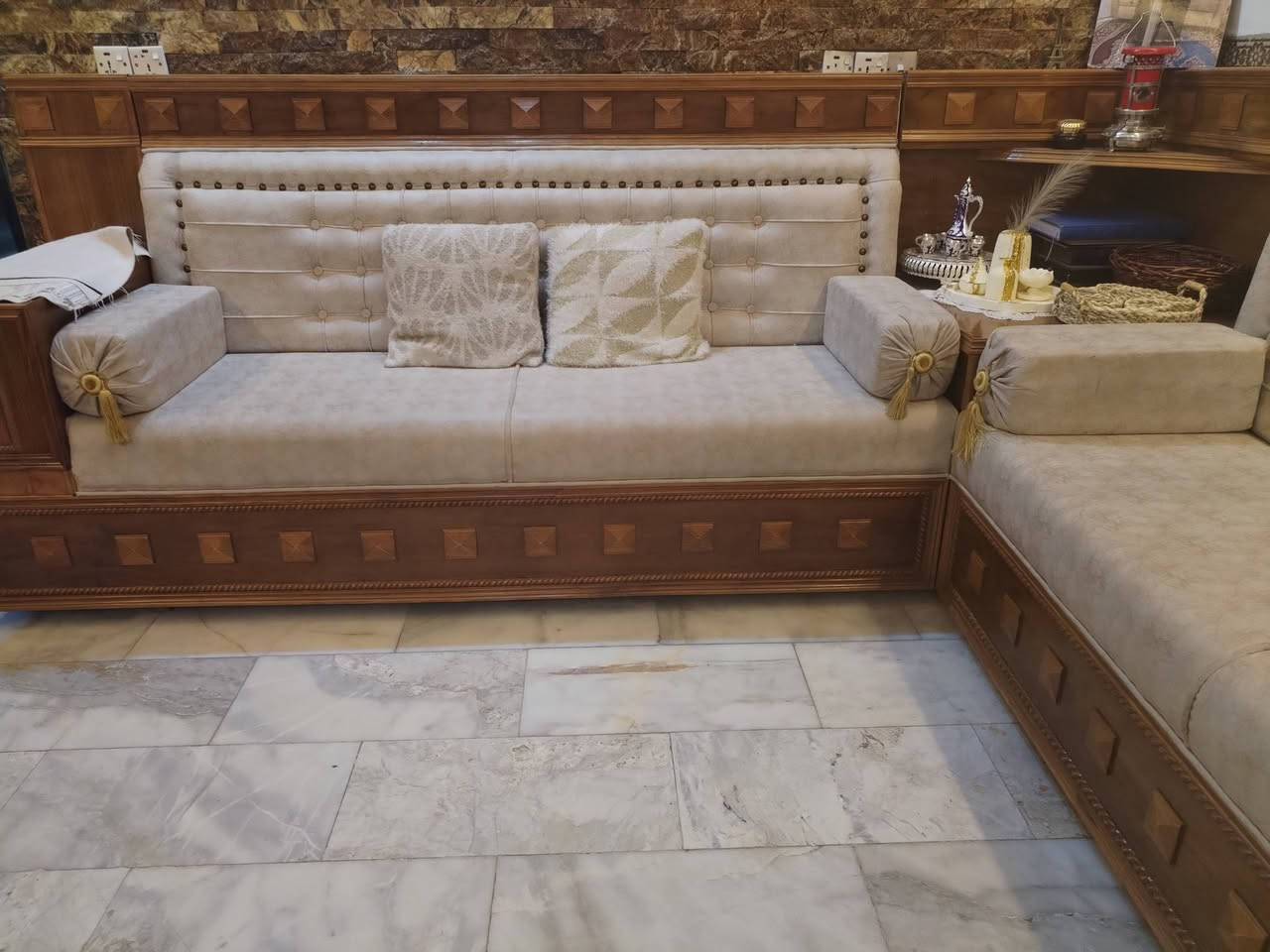 ديوان • صاج ملكي • ١٥م