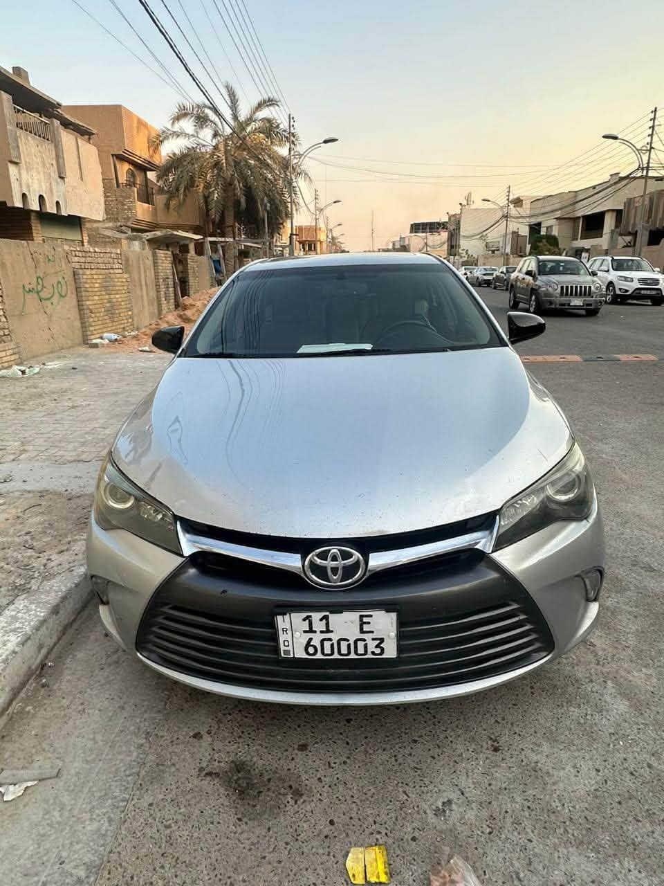 كامري XLE • ٢٠١٧ • رقم بغداد