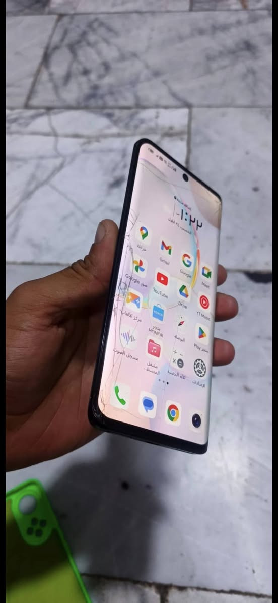 السلام عليكم
🟢جهاز   HONOR 50

🟢ذاكره 256 العشوأيه 8

🟢يدعم ال 120 Hz

🟢الجهاز نضيف ما بي اي شخط بلضهر لون الضهر فضي لامع

🔴الجهاز بي فطر بلكلاسه تتبدل ب 20 الف يم الوان

🟢ما اكو اي خلل عدا هاذ الفطر ارجو الفحص يم اي مكان قبل الشراء

🟢ملحقاته شاحنه وكيبل فقط

⚫سعر الجهاز 180 الف بي مجال بسيط

🌍مكان الجهاز كربلاء التحدي قرب بانزين خانه السلطاني

للاستفسار اكثر ***********

نص مكتوب في الصور:
- حول الهاتف اسم الجهاز HONOR 50 الموديل NTH-NX9 رقم الإصدار 7.1.0.346(C185E1R3P2) GPU Turbo إصدار MagicOS 7.1 إصدار الأندرويد 13 IMEI 861997052993024 861997053015405 المعالج المركزي Qualcomm Snapdragon 778G ذاكرة الوصول العشوائي ٨,٠ ج.ب + ٢,٠ ج.ب HONOR RAM) (Turbo وحدة التخزين الداخلية المساحة الفارغة ٢٠٧,٥٤ ج.ب الإجمالي ٢٥٦ ج.ب دقة الشاشة ١٠٨٠ x ٢٣٤٠