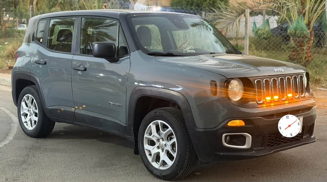جيب Jeepرينجد لون مميز اسمنتي سقف  اسود مسوي للجماليه موديل 2018 بغداد دولي هزه وسنويه ولوحات جدد
1.حادثها جاملغ امامي ايمن بدون دواخل
2.للأتصال (***********) بي واتساب 
3.تحكمات اربع جهات.
4.نقاط عمياء.
5.شاشه كبيرة.
6. كامرة دوارة.
7.تشغيل عن بعد.
8.السعر (118)$ بيع او مراوس ويفضل يفضل مراوس 
9.تشغيل بصمه.
10.اربع وضعيات للقيادة.
11.  ماوس 4×4 دفع رباعي ثلاث وضعيات رمل /ثلج/طين.
12.التحكم في المنحدرات.
تدفئة تبريدثلج.
ويل كب بلادي .. 
محرك 2400 / 4 سلندر.
كير طيارة 9 نمر. 
ماشية 133الف كم مو ميل..
مكان السياره بغداد العامريه / شارع نادي الخطوط
