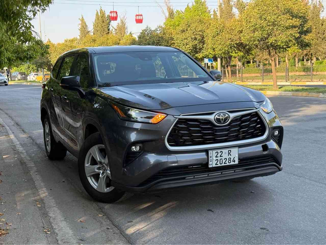 تۆێۆتا هایلاندر ئەمریكی رەنگ نفتی  2023 LE  تەنها یەك چاملغی بۆیاخە لەگەل پەلەیەك لە بۆنیتی مالی خێزانە زۆر پاك و خاوێن ٧ كورسی دانیشتن  مكینە چوار پستۆن تۆربۆ  تەنها 42 miles رۆشتیە سعری 242$ مجال ناو نیشان هەولێر 
Whats app    Viber    Telegram 
*********** أربيل, العراق
