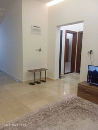 ياسين خريبط • ٦ غرف • مفروش بالكامل