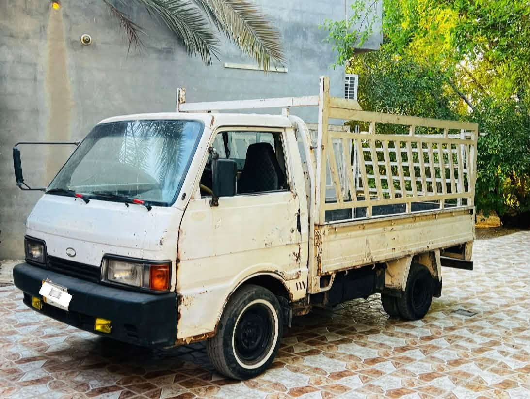 سلام عليكم
كيا حمل موديل 1995 رقم ديالى تحويل مباشر 
كير محرك نضاف 
اكسل شاصي تضيف 
السياره حلوه وزينه وخير من الله 

السعرر 35 فقل 

رقم تلفون ***********

مكان سياره ديالى
