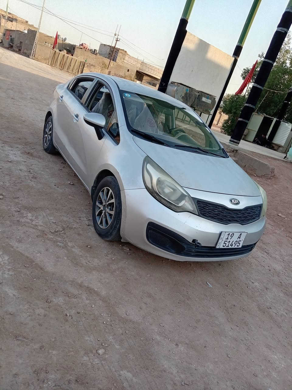 كية ريو خليجي رقم كربلاء بسمي للبيع موديل 2015 بيه بارد قليل مكفوله من الصبغ والضربة مكفول محرك گير تبريد تدفئه حدادية السيارة جاهزه بيه جراد قليل السنوية الى 28 ماشية السيارة 130 السعر 79 الهاتف *********** العنوان بابل.
