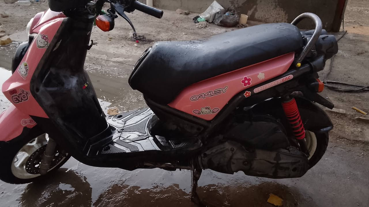السلام عليكم دراجه سكنس جبلي للبيع السعر 800 قفل
الرقم/***********
 الدراجه بس المكينه مفتوحه امبدلين لاستيك ولف 
المكان بابل سياحي
