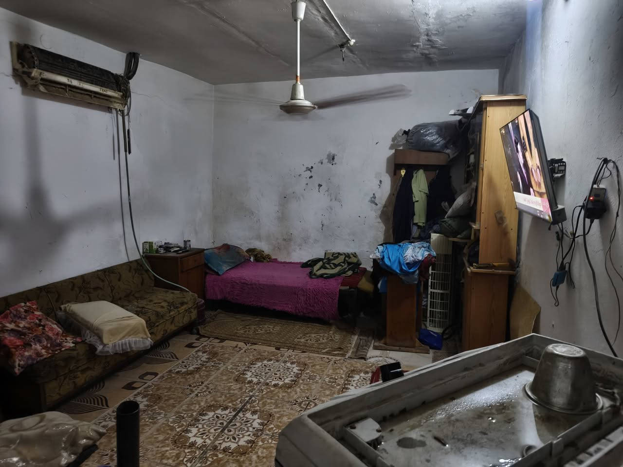 السلام عليكم بيت في الديوانيه شارع سالم للبيع ١٠٠ متر ممر عرض الممر مترين قريب ع تبليط كلش والشارع حيتبلط مشمول بتبليط باب لبيت ومقابله مدرسه جديدة  البيت ارضيته نضيفة حيل
الاستفسارالسلام عليكم بيت في الديوانيه شارع سالم للبيع ١٠٠ متر ممر عرض الممر مترين قريب ع تبليط كلش والشارع حيتبلط مشمول بتبليط باب لبيت ومقابله مدرسه جديدة  البيت ارضيته نضيفة حيل
الاستفسار *********** ***********
السلام عليكم بيت في الديوانيه شارع سالم للبيع ١٠٠ متر ممر عرض الممر مترين قريب ع تبليط كلش والشارع حيتبلط مشمول بتبليط باب لبيت ومقابله مدرسه جديدة  البيت ارضيته نضيفة حيل
