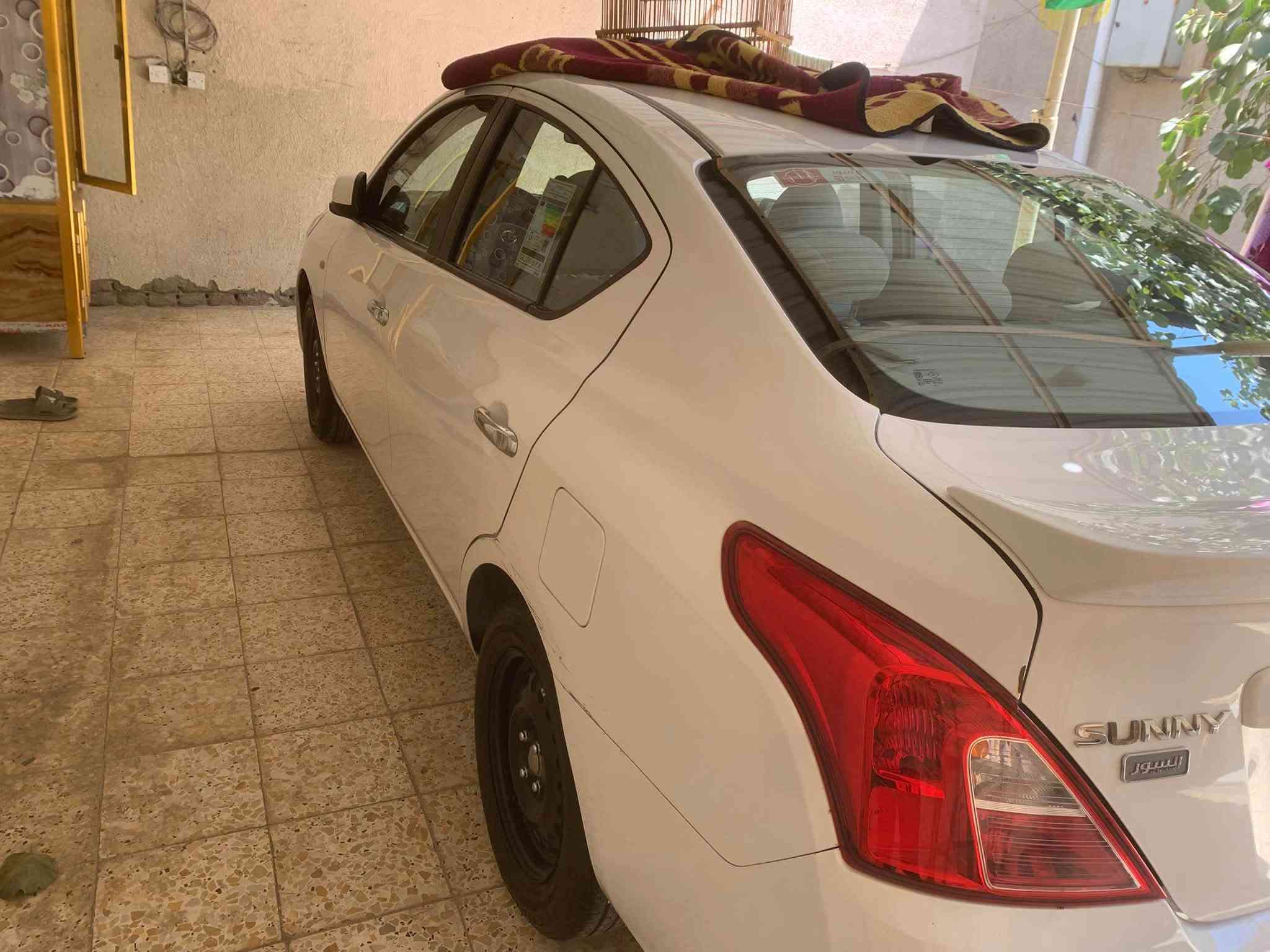 سني موديل 2025 السيارة بيها تبديل مدكر الأمامي وبيها بارد عدا هذا كفالة لا صبغ ولا حار السيارة جديدة وتكسي مامشتغلة ماشية 20 الف غرفتها جديدة كير مكينة تبريد شركة 
سعرها 118 
***********
