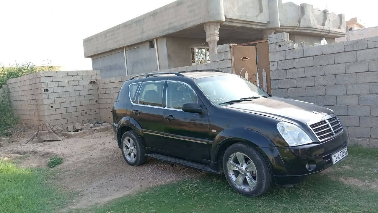 السلام عليكم من رخصة الادمن للبيع سانك يونك ٢٠١٠ ركستون رقم سليمانيه دولي محرك كير في في تي تبريد قطعتين مجفيه ومصلحة عل بارد صبغ عام باقي التفاصيل اتصل وادلل *********** العنوان ديالى
