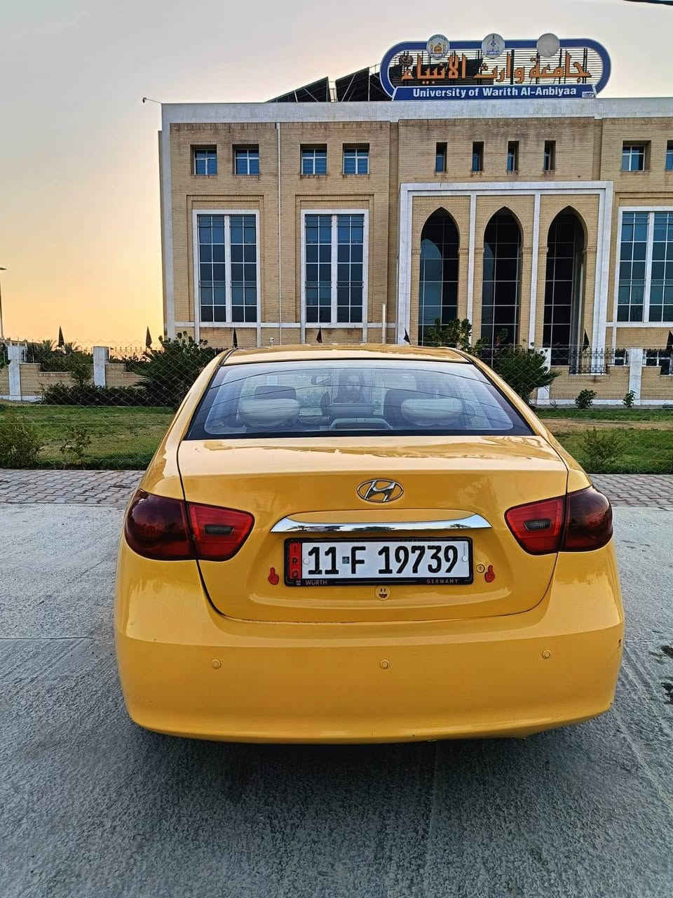 انترا للبيع ٢٠١٠ رقم بغداد انكليزي أمريكي محرك 2000 حادث جاملغ وبنيد كير محرك كفاله مصفره هيئه وغرامات شرط تحويل السعر ٦٧ ورقه السيارة ب كربلاء رقم الهاتف ***********
