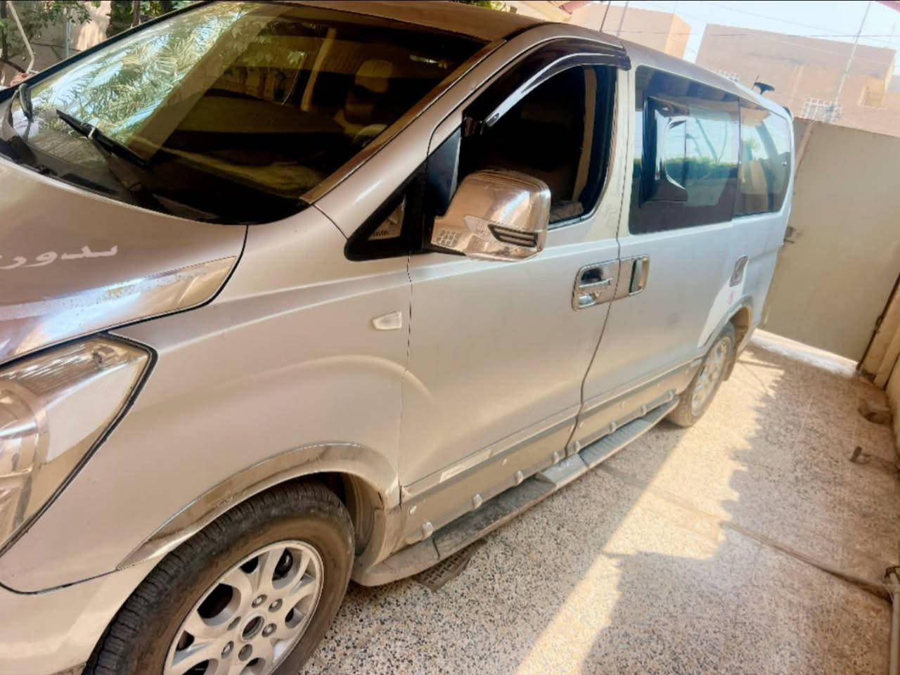سلام عليكم 
ستاركس 2009مفتوح محور مسكر كصه كامله من بجم فتحتها وشديتها بيدي شرط لاقطع ولا زلغ فيشه عل فيشه كلها شرط كير محرك اكسل شاصي تبريد ماتصرف عليها ربع كبل للشغل
بيها الجطنه مبدله والجاملغ الخلفي مرشوش 
سعرها 140وبيها مجال 
مكانها صلاح الدين قضاء الدور 
مستعجل عل بيع 
***********
