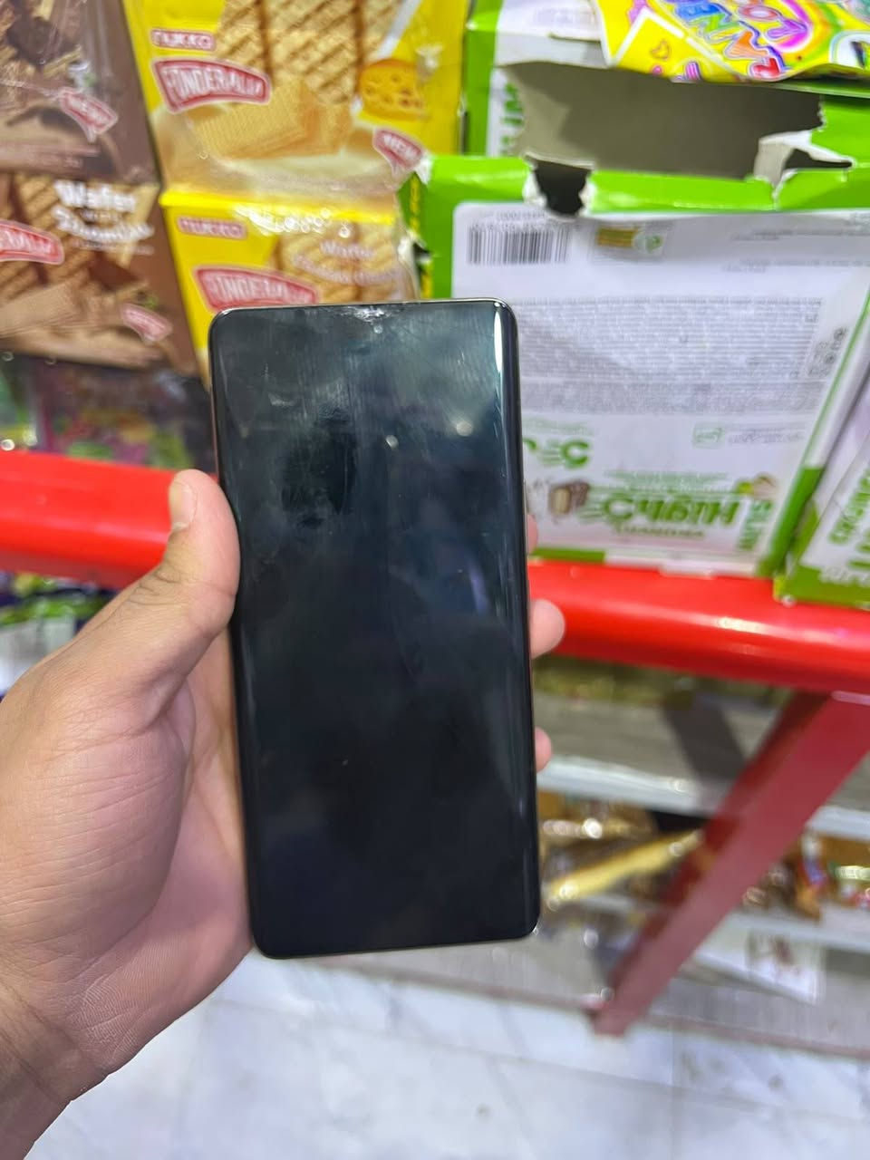 هونر X9c • ٢٥٦ • شاشه مكسوره
